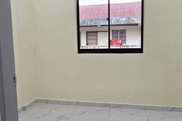 Pangsapuri Jasa, Mutiara Rini