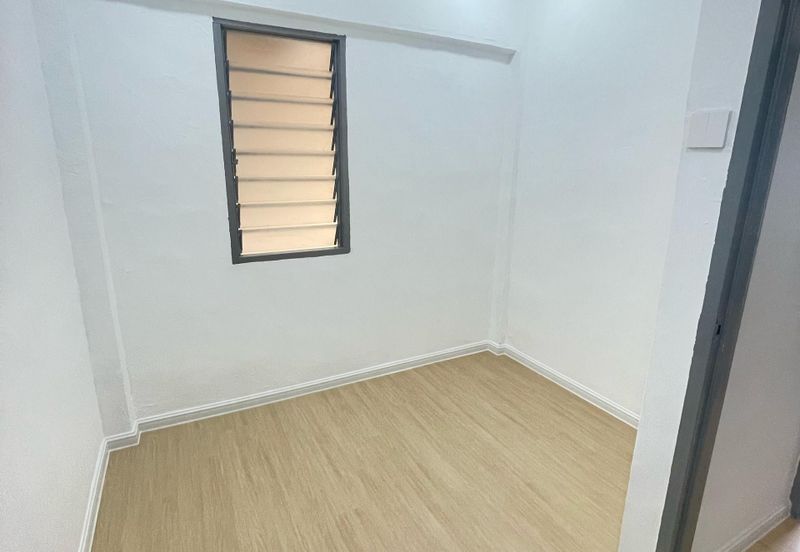 Flat Taman Plentong Utama