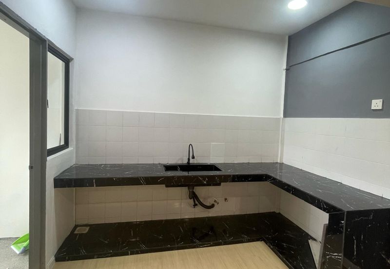 Flat Taman Plentong Utama