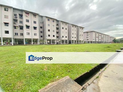 Flat in Pangsapuri Nuri for sale , Johor, Kangkar Pulai
