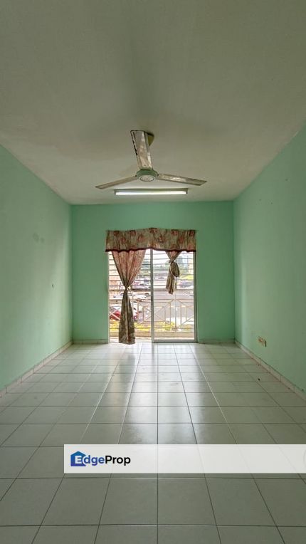 3 bedrooms unit in Larkin Idaman Utama for sale , Johor, Johor Bahru