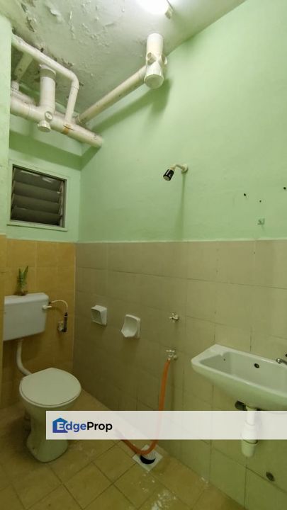 3 bedrooms unit in Larkin Idaman Utama for sale , Johor, Johor Bahru