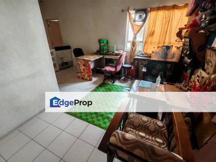 Level 2 flat in Taman Setanggi for sale , Johor, Johor Bahru