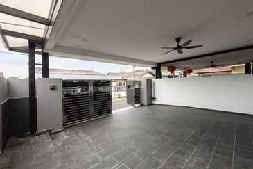 Single storey terrace house in Kampung Poh Cher Leng for rent 