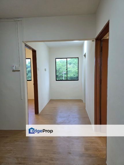 Flat in Taman tampoi Indah for sale , Johor, Johor Bahru