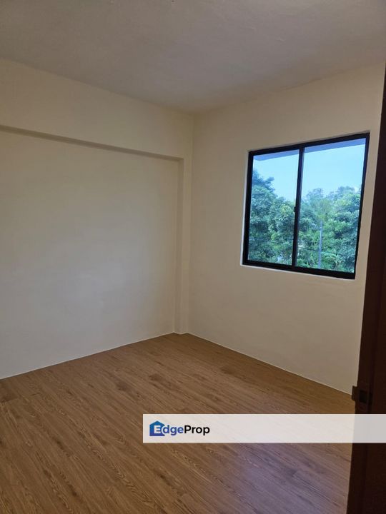 Flat in Taman tampoi Indah for sale , Johor, Johor Bahru
