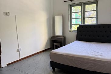 Lily & Jasmine Apartment