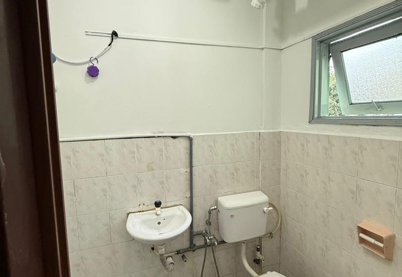 Lily & Jasmine Apartment