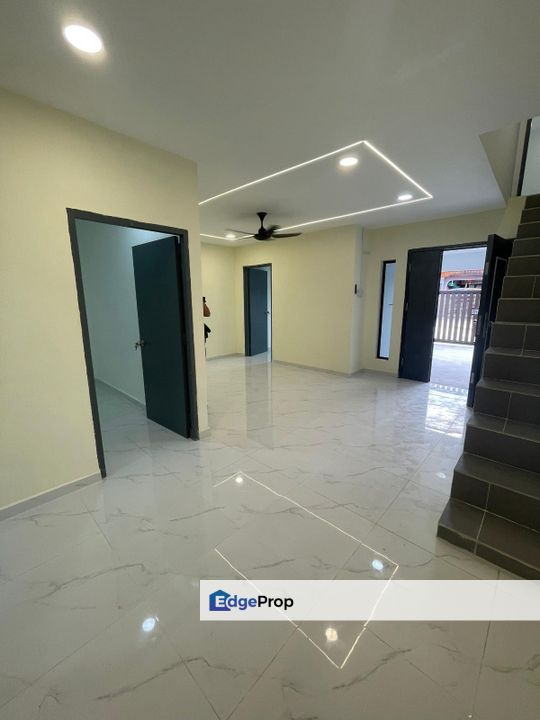 Single storey low cost terrace house in Taman Sri Skudai for sale , Johor, Skudai