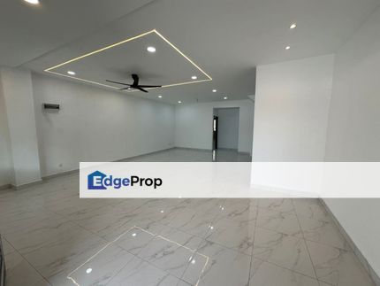 Double storey terrace house in Taman Sri Skudai for sale , Johor, Skudai