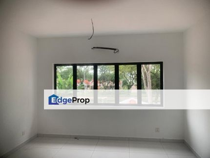 Double storey terrace house in Taman Pelangi Indah for sale , Johor, Ulu Tiram