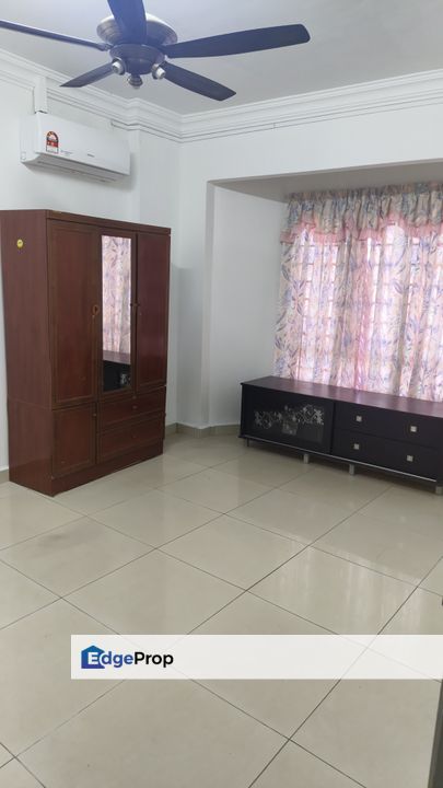 3 bedrooms unit Seri Mutiara Apartment in Bandar Baru Seri Alam for rent , Johor, Masai