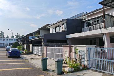 Jalan Pulai Indah, Taman Pulai Indah