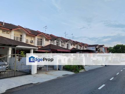 Double storey terrace house in Taman Mutiara Rini for sale , Johor, Skudai