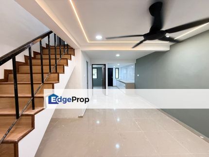 Double storey low cost terrace house in Taman Rinting for sale , Johor, Masai