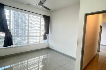 Dedaun Hijau (Greenfield Regency)