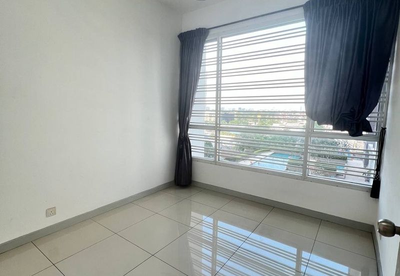 Dedaun Hijau (Greenfield Regency)