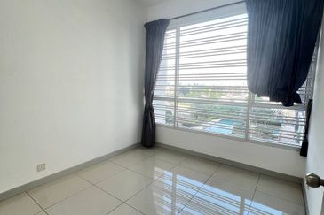 Dedaun Hijau (Greenfield Regency)