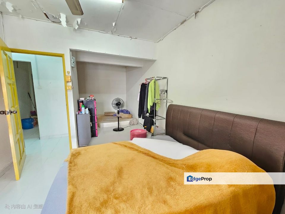 Double storey low cost terrace house in Taman Damai Jaya for sale , Johor, Skudai