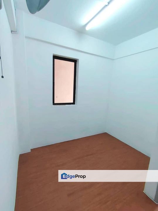 Flat in Taman Plentong Utama for sale, Johor, Masai