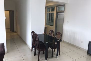 Golden Sands Seaview Residence