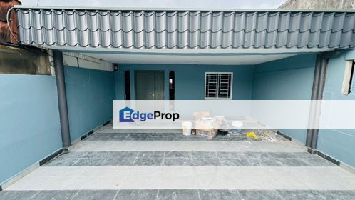 Single storey low cost house in Taman Murni for sale , Johor, Ulu Tiram