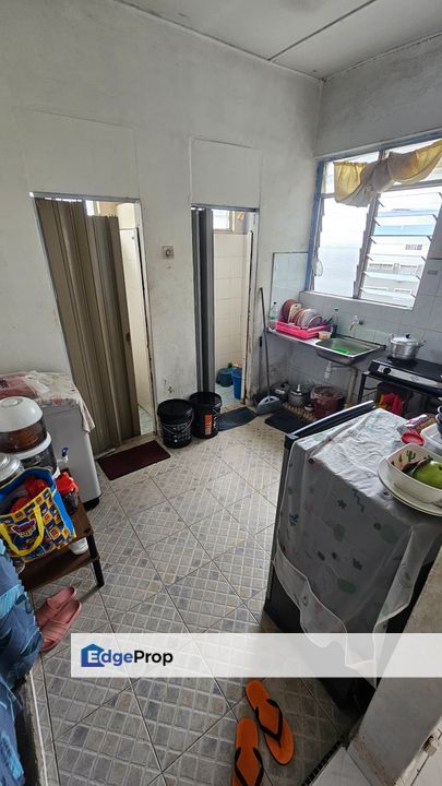 Flat in Jalan Pinang, Taman Daya for sale , Johor, Johor Bahru