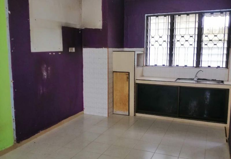 Flat Taman Ungku Tun Aminah