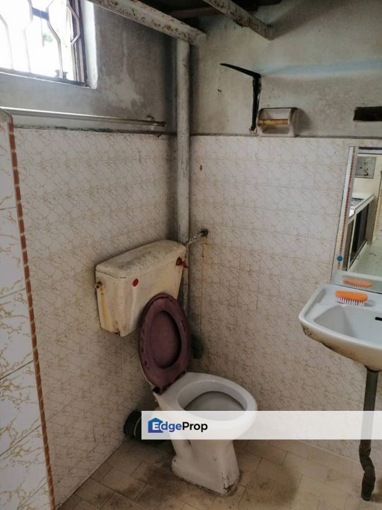 Flat in Taman Ungku Tun Aminah for sale , Johor, Johor Bahru