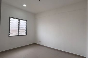 Flat in Taman Impian Emas for sale 