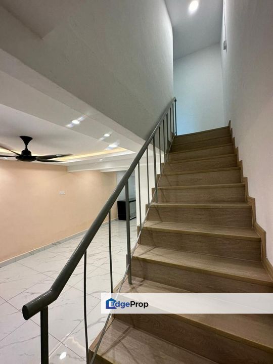 Double storey low cost terrace house in Taman Bukit Tiram for sale , Johor, Ulu Tiram