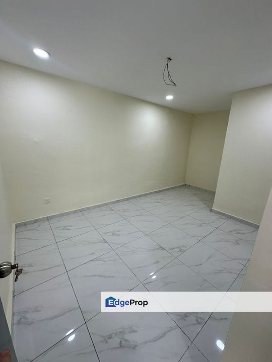 Double storey Semi D in Bandar Baru Seri Alam for sale , Johor, Masai