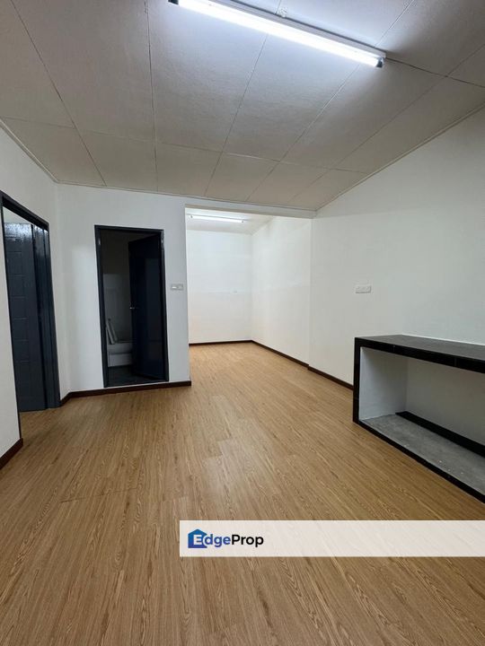 Single storey terrace house in Taman Selesa Jaya for sale , Johor, Skudai