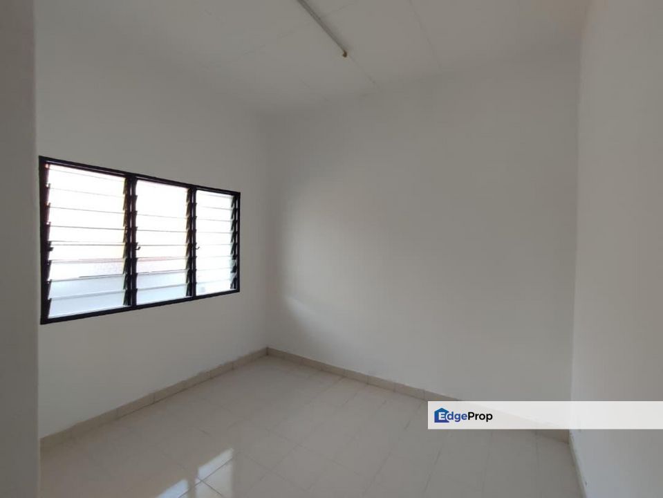 Single storey terrace house in Taman Pulai Indah for sale , Johor, Skudai