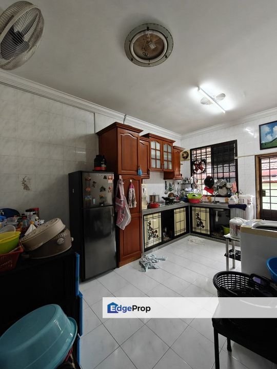 Single storey terrace house(Jalan Kebangsaan)in Taman Universiti for sale , Johor, Skudai
