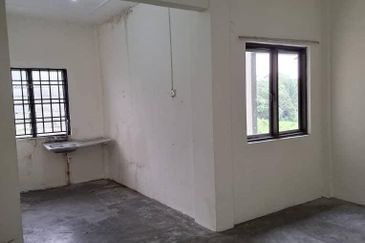 Pangsapuri Merak Kangkar Pulai