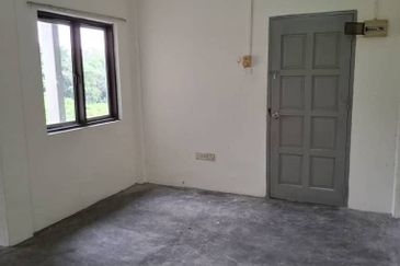 Pangsapuri Merak Kangkar Pulai