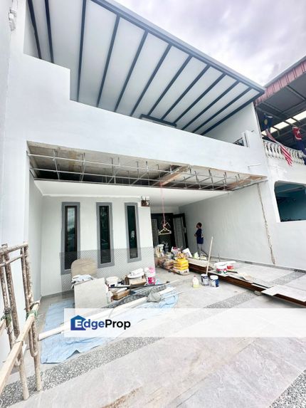 Double storey terrace house in Taman Puteri Wangsa for sale , Johor, Ulu Tiram