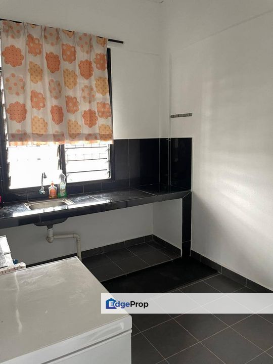 Flat in Taman Perling, Jalan Pekaka for sale , Johor, Johor Bahru