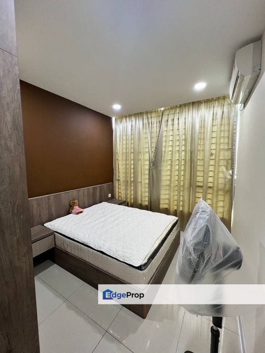 Greenfield Regency,3 + 1 bedrooms for sale , Johor, Tampoi