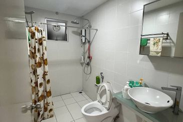 Dedaun Hijau (Greenfield Regency)