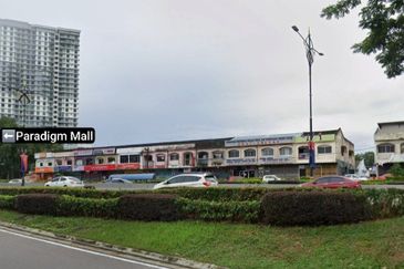 Double storey shoplot in Taman Dato Penggawa Barat for sale 