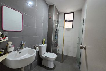 The Platino Serviced Apartment