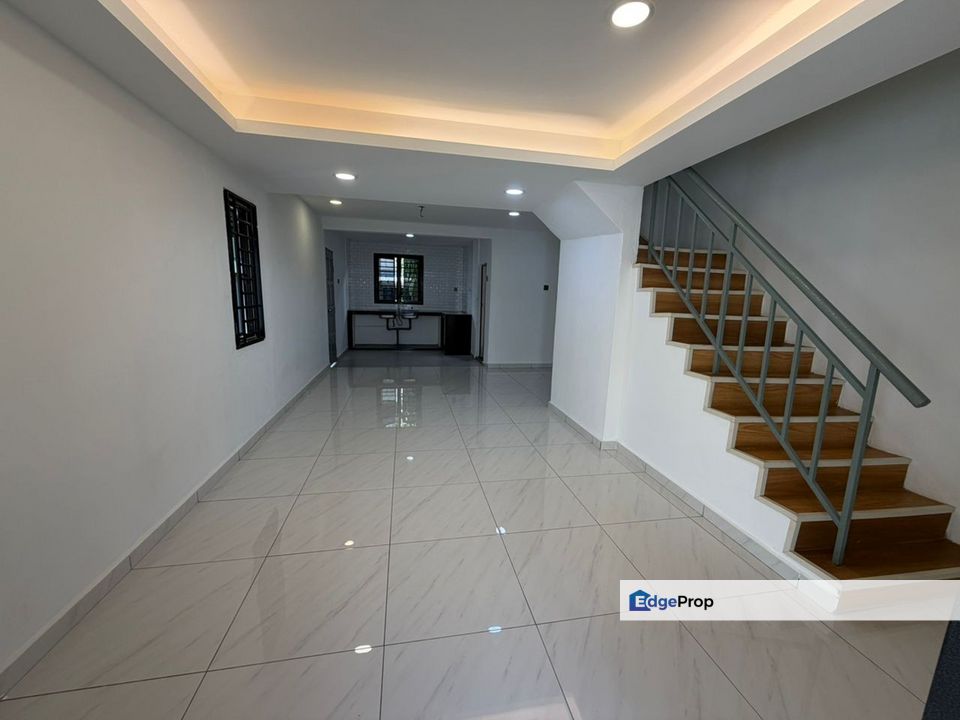 Double storey low cost house Endlot in Taman Skudai Baru for sale , Johor, Skudai