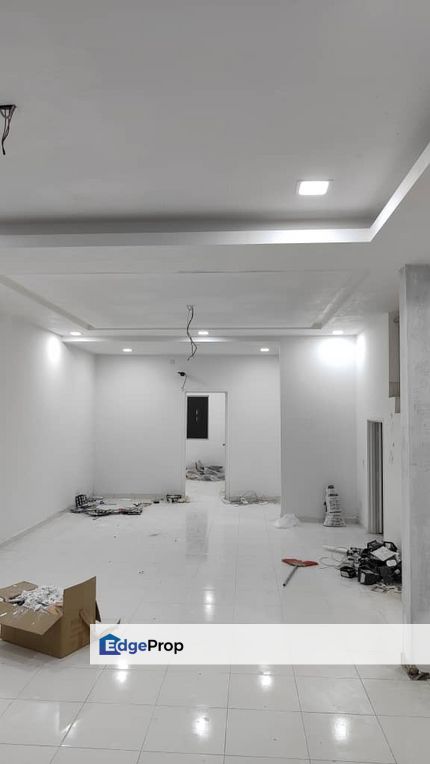 Double storey terrace house in Taman Setia Tropika for sale , Johor, Setia Tropika