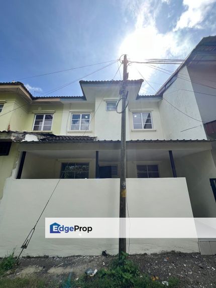 Double storey terrace house in Taman Pulai Indah for sale , Johor, Kangkar Pulai