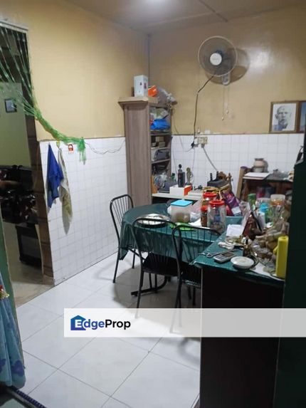Single storey terrace house in Taman Pasir Putih for sale , Johor, Pasir Gudang
