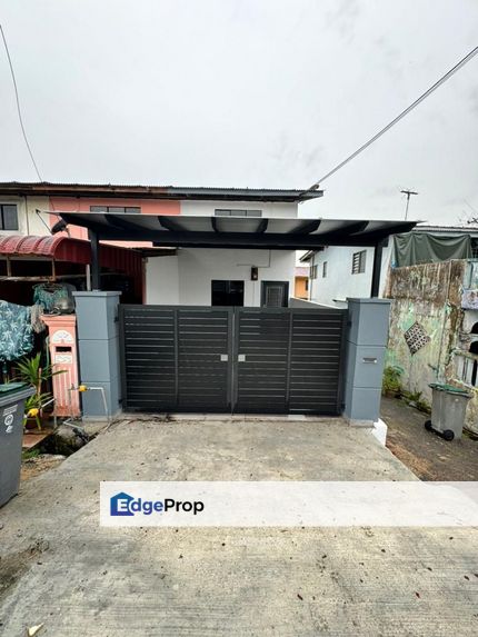 Double storey low cost terrace house in Taman Mesra for sale , Johor, Ulu Tiram