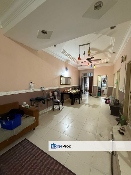 Double storey terrace house in Taman Nusa Idaman for sale , Johor, 