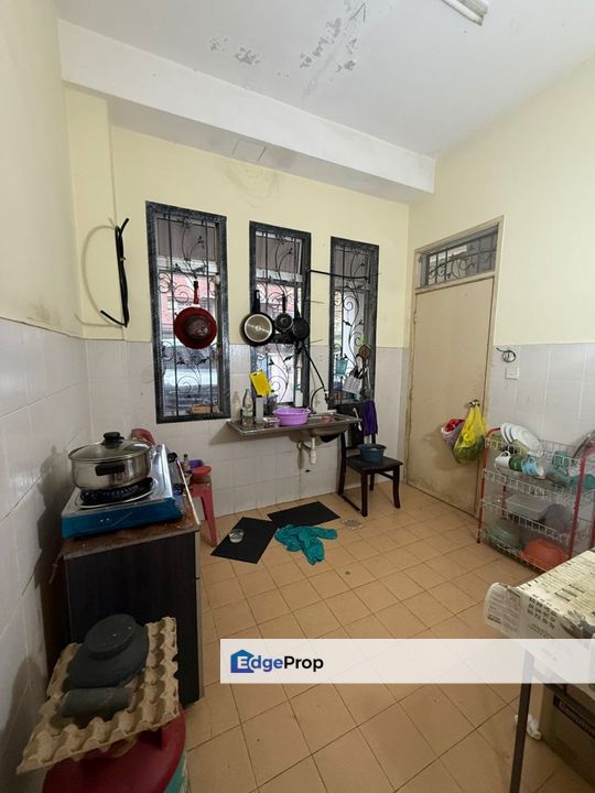 Double storey terrace house in Taman Nusa Idaman for sale , Johor, 